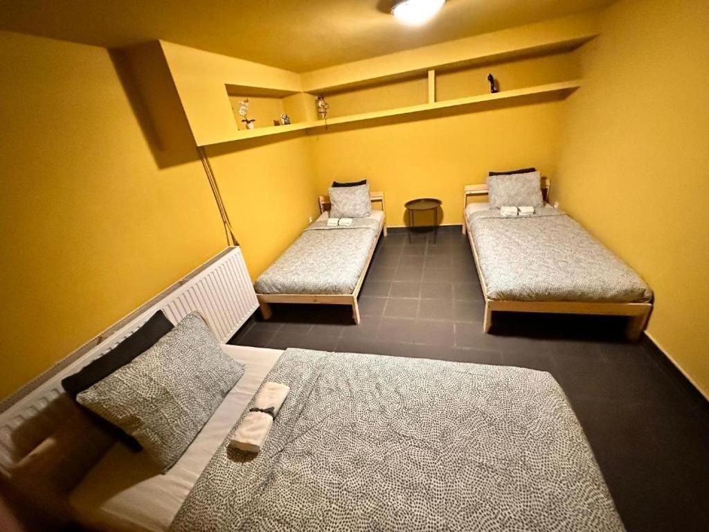 The M O D E R N C I T Y Spot Leilighet Katowice Eksteriør bilde
